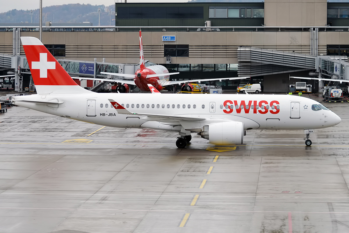 Swiss Air тимчасово припиняє польоти в Україну - зображення